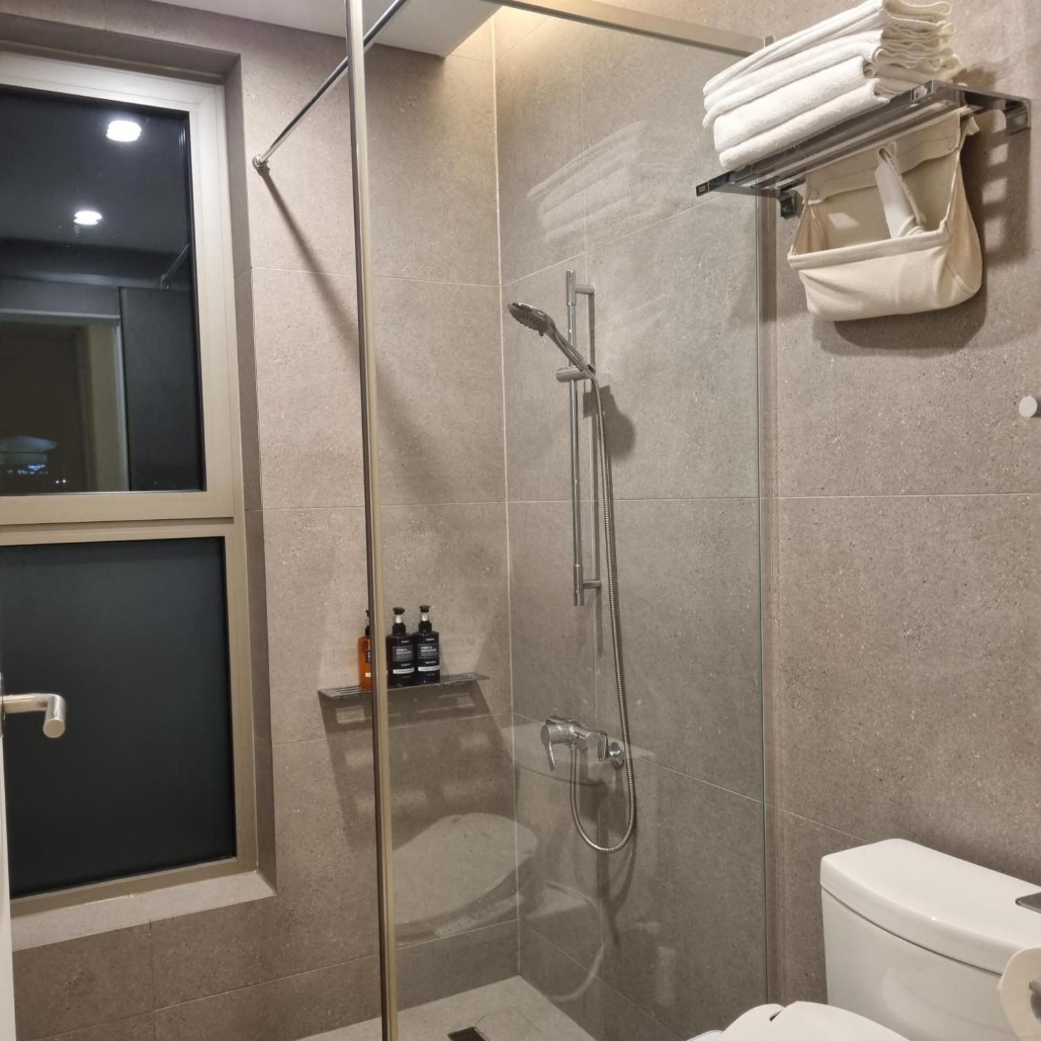 Bed and Breakfast Laon On 37 Тхонйон Екстер'єр фото